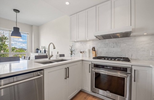 Bridgeland Apartment | Sophisticated 2 Bed, 2 Bath Condo with Abundant Natural Light in Bridgeland