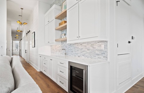 Port Aransas House | Sophisticated Coastal Living Meets Family Comfort in This Gulf-Front Gem