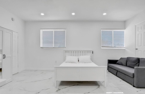 St. Augustine South House | Sophisticated dog-friendly home with pool, large enclosed yard, washer/dryer, AC