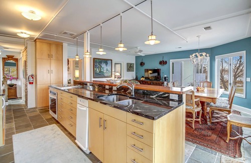 Saugatuck House | Sophisticated Harborfront 5 King Bed/5.5Bath Exceptional
