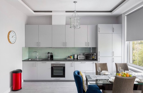 Earl's Court Apartment | Sophisticated living on Cromwell road