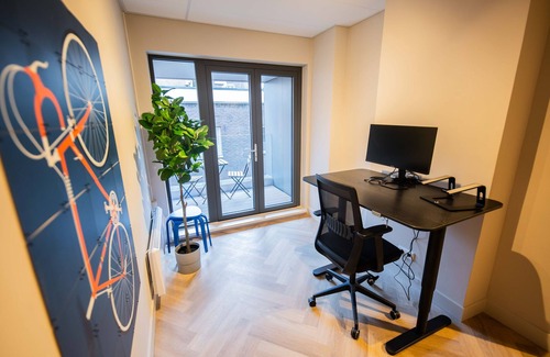 Hilversum Apartment | Sophisticated PH Studio KS