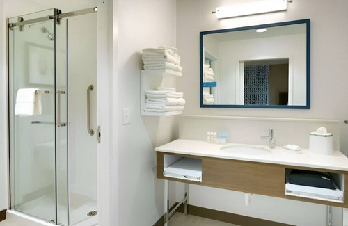Rexburg House | Sophisticated Room for Leisure Travel! Free WiFi