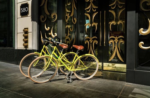 Lower Nob Hill Hotel | Sophisticated San Francisco Room Steps Away from Union Square