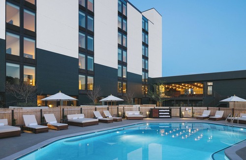 East Bank Hotel | Sophisticated Stay with Rooftop Views & Local Artful Flair