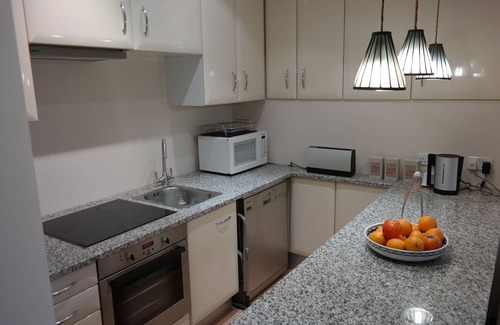 Pimlico Apartment | Sophisticated yet cosy 2 bedroom Westminster apartment - convenient for Victoria