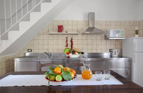 Sorrento House | SORRENTO HOUSE
