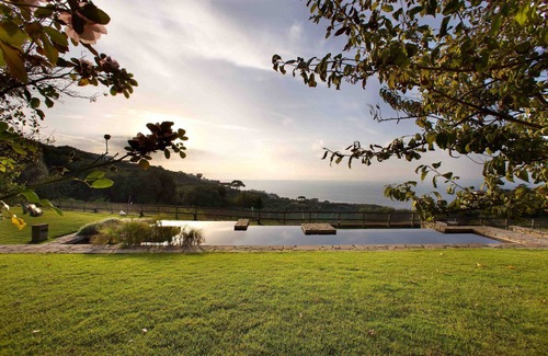 Sorrento Apartment | Sorrento houses with terrace, pool, garden, sea view, wifi