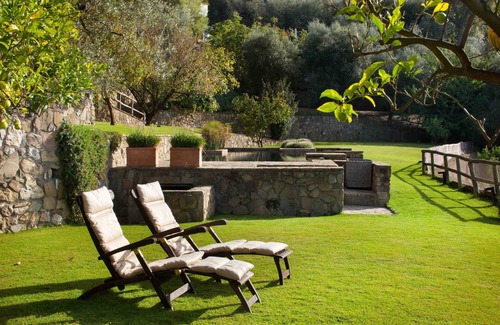 Sorrento Apartment | Sorrento houses with terrace, pool, garden, sea view, wifi