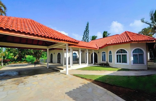 Cabarete Villa | SOS 7BR Secluded Elegance Villa +Free Bonus