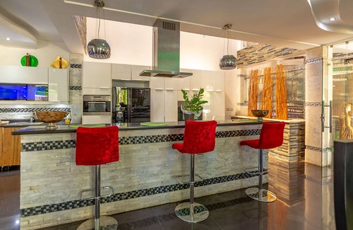 Sosua Villa | Sosua’s biggest party complex! 32 bedrooms, pure fun