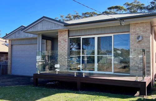 Berrara House | Sought After Location Quiet Village of Berrara