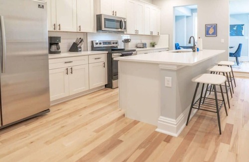 Soulard House | Soulard Retreat | 7BR/9BA |Courtyard/ABODEbucks