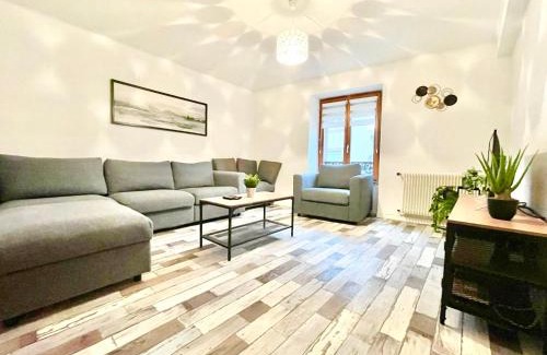Soultz-Haut-Rhin Apartment | Soultz Centre - Wifi Fibre - Terrasse - Garage 2 places - Netflix