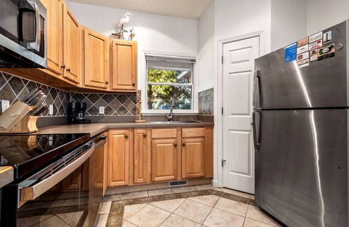 Corolla House | Sound & Sea: Hot tub, Club Access, Shared Pool