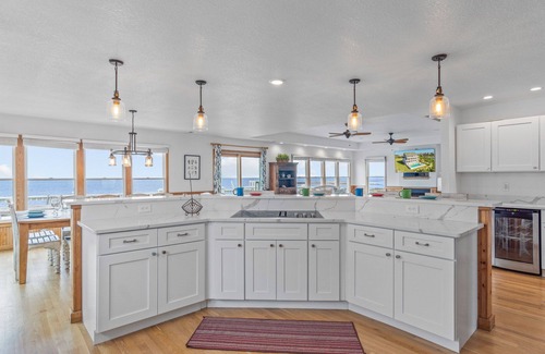 Wind Over Waves House | Soundfront Dog Friendly w/Pool, Hot Tub, Elevator, Game Room, Cmty Boat Ramp