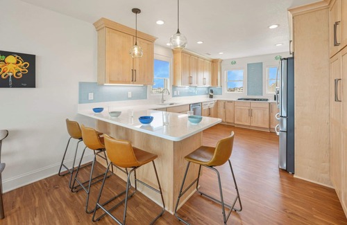 Wind Over Waves House | Soundfront Dog Friendly w/Pool, Hot Tub, Elevator, Private Windsports Access