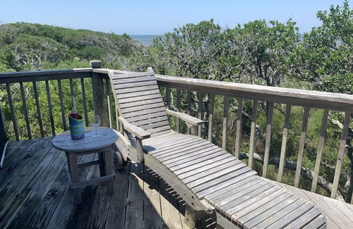 Frisco Cottage | Soundfront Sunsets & Pets, Great Deck, Private, Watersports