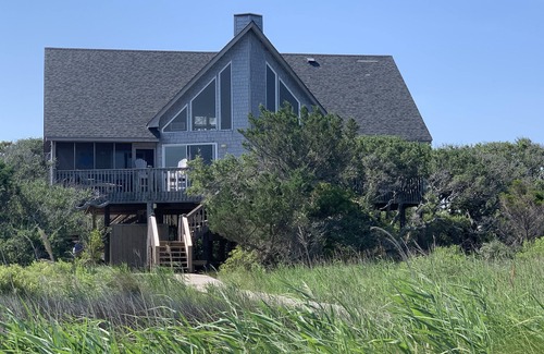 Frisco Cottage | Soundfront Sunsets & Pets, Great Deck, Private, Watersports