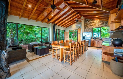 Ostional House | Sounds of The Sea: The Perfect Place For A Family Vacation Or Romantic Getaway