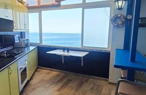Tacoronte Apartment | Sounds of the Sunset Sea