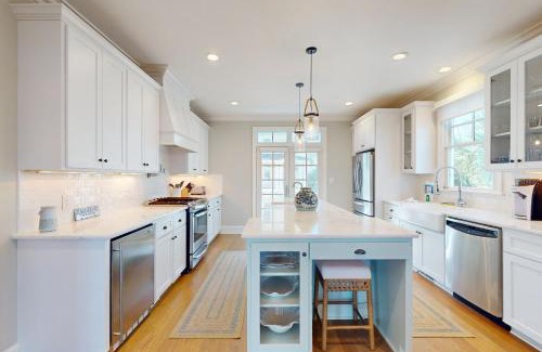 Atlantic Beach House | Soundside Serenity