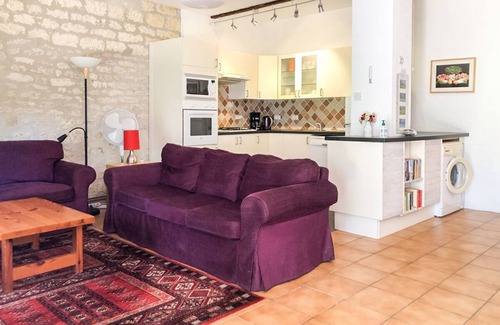 Montcuq House | Sous Les Etoiles: active family holiday to remember near Montcuq, Francen