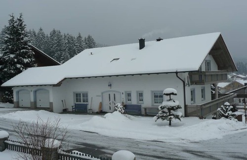 Lohberg Apartment | Souterain apartment Lärche with 75 sqm with one bedroom