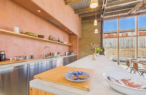 Cowes House | South Barns a spacious barn conversion near Cowes.