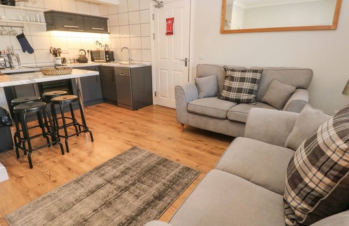 Tenby Cottage | South Beach at The Hideaway