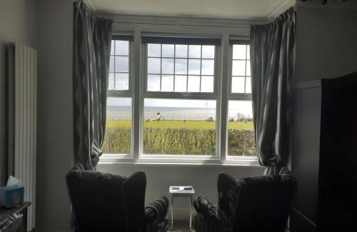 Lowestoft Bed & Breakfast | South Beach B & B