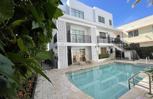 South Pointe Apartment | SOUTH BEACH SPOT: Heated POOL, 2BLOCKS to BEACH, BBQ, BEAUTIFUL PATIO.