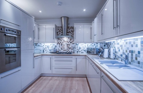 Tenby Apartment | South Beach View - 2 Bedroom Duplex Apartment - Tenby
