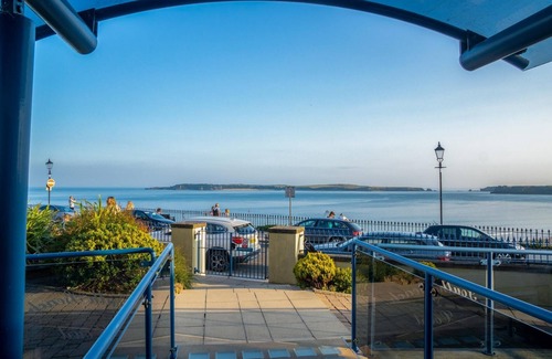 Tenby Apartment | South Beach View - 2 Bedroom Duplex Apartment - Tenby