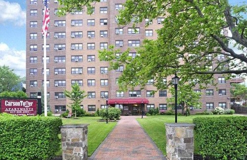 Telegraph Hill Apartment | South Boston 1BR w/W/D, steps from Carson & M St. Beach by Blueground