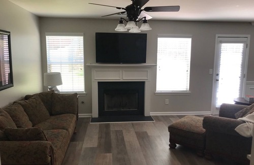 Canton House | South Canton - Whole Home - Extended Stay