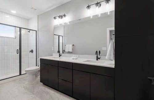 Charlotte House | South End 3BR, 3.5 Bath Townhome in Charlotte, NC