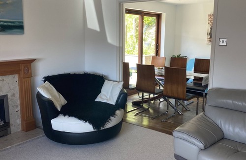 Truro House | South End of Truro/Central Cornwall/Perfect Getaway with 3beds/3bath
