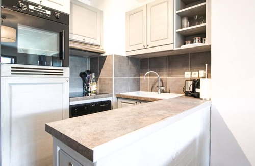 Flaine Apartment | South-facing newly renovated 2-bed apartment