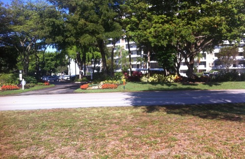 Survey Creek Condo | SOUTH FLORIDA RESORT CONDO