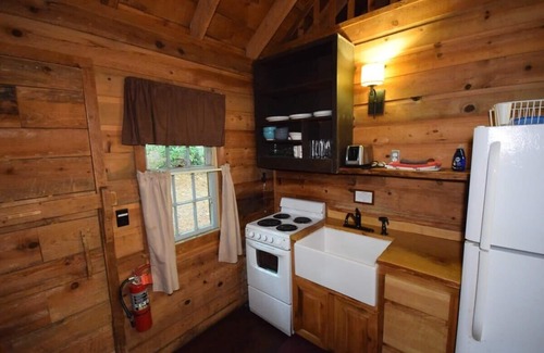 Saluda Cabin | South Fork cabin at Cabin Fever in NC!