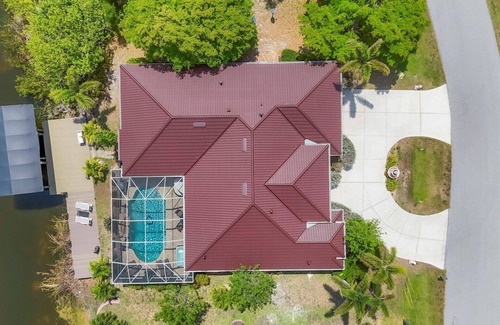 South Gulf Cove House | South Gulf Cove 4 Bedroom Pool + Hot Tub on Canal Private Home