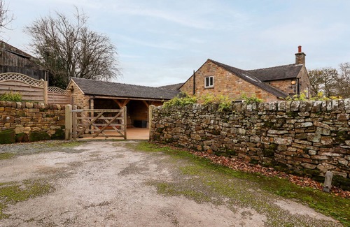 Leek House | SOUTH HILLSWOOD FARM, family friendly, with pool in Leek