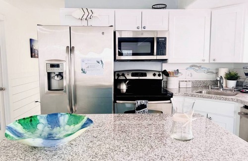 South Jordan Apartment | South Jordan Vacation Rental Luxury Executive Retreat Apt, Near SLC & Slopes