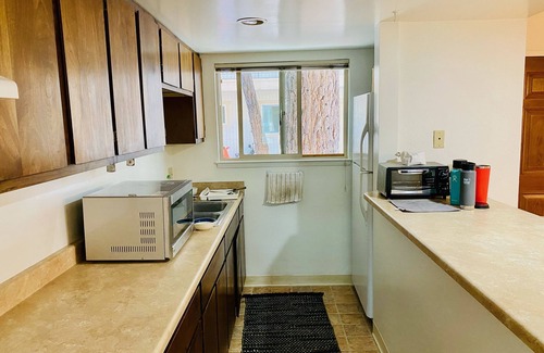 Al Tahoe Apartment | South Lake Tahoe lake front 2 bedroom apartment