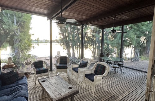 Ludlam House | South Miami Oasis with lake views! Short drive to beach!