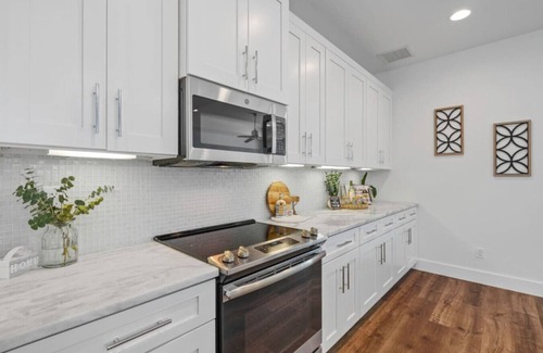 East Naples Apartment | South Naples Pool House