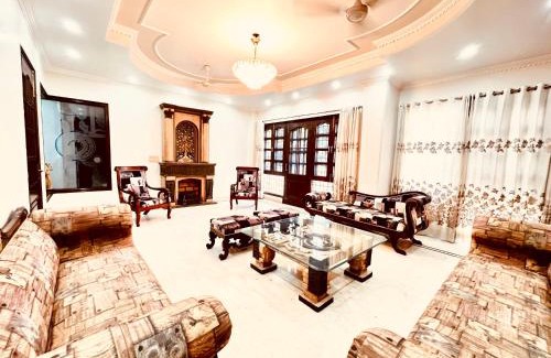 Green Park Apartment | South Residency near AIIMS Hospital South Delhi