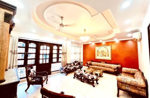 Green Park Apartment | South Residency near AIIMS Hospital South Delhi