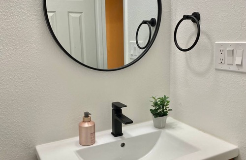 Cox Heights House | South Scottsdale Remodeled Beauty